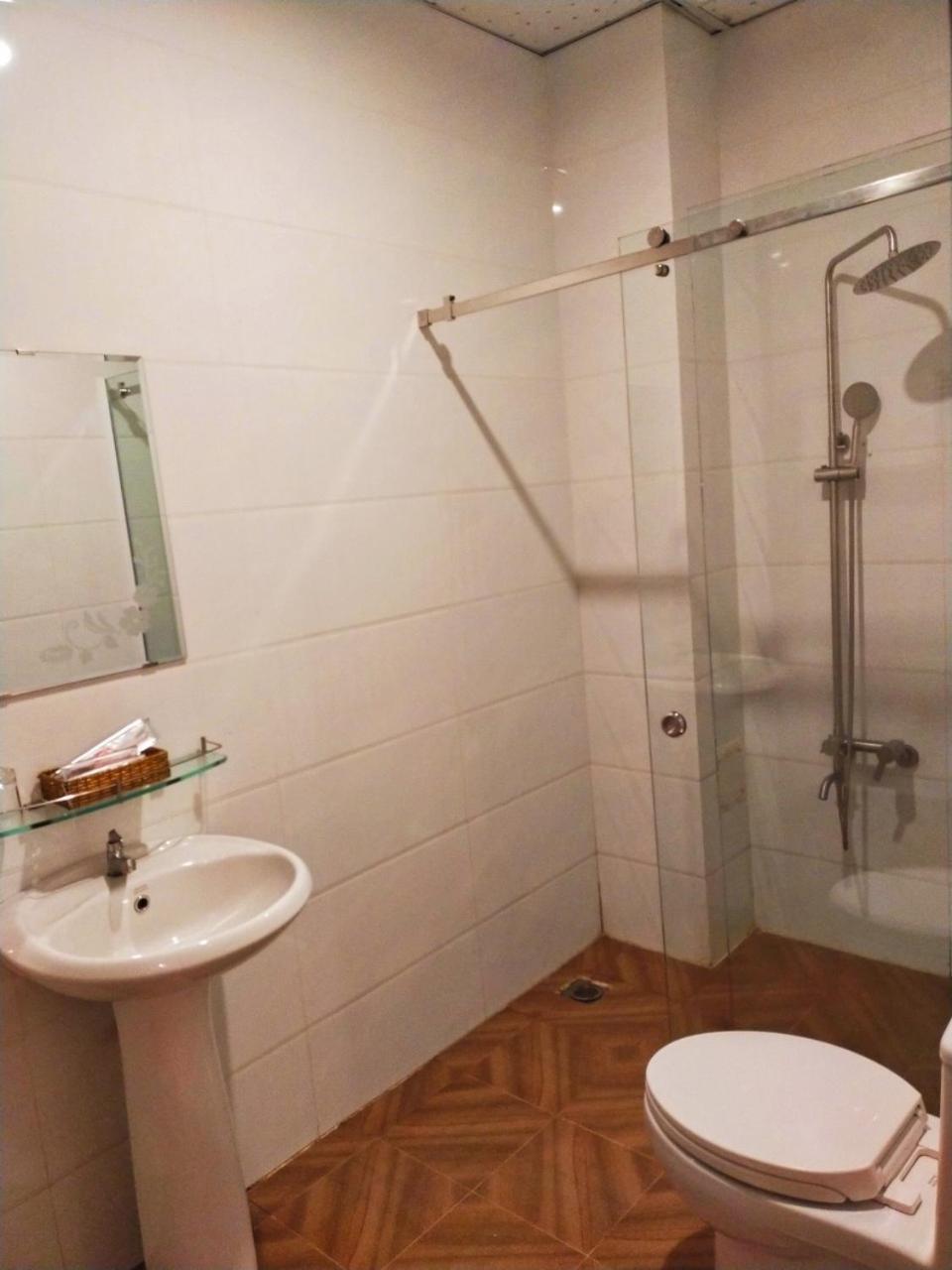 Khach San Tuong Vy Hotell Rạch Giá Eksteriør bilde